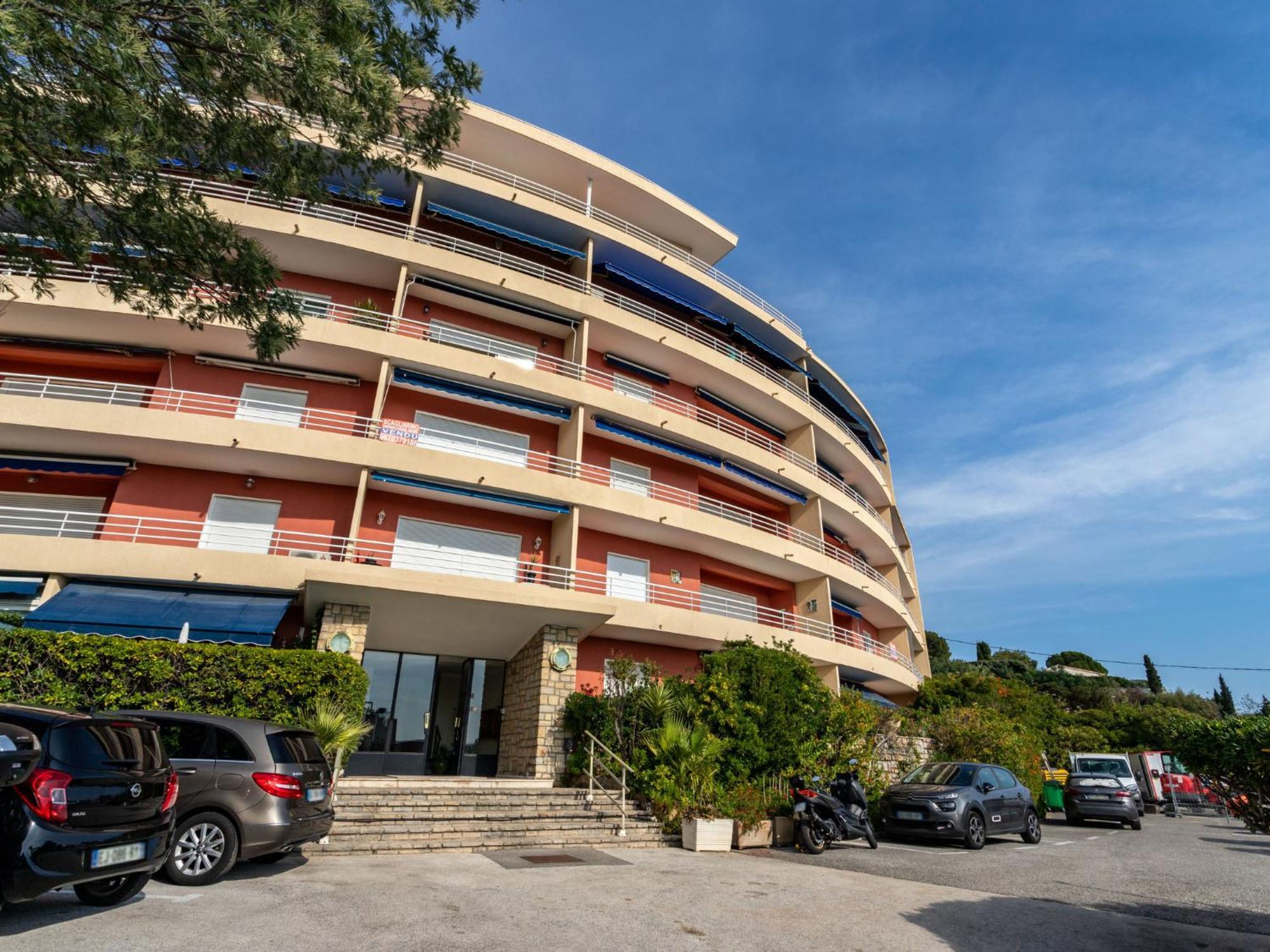 Apartment Le Marbello By Interhome لو لا فاندو المظهر الخارجي الصورة